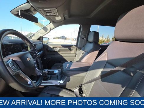 Used 2024 Chevrolet Silverado 1500 LTZ image 11