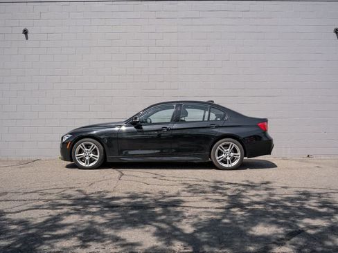 Used 2014 BMW 328i xDrive Sedan AWD/4WD image 2