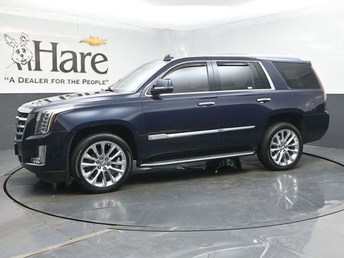 Used 2020 Cadillac Escalade Luxury AWD/4WD image 33