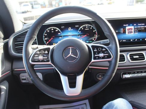 Used 2021 Mercedes-Benz GLS 450 4MATIC image 6