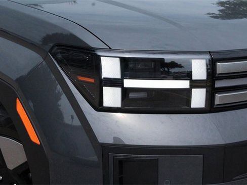 New 2026 Hyundai Santa Fe SE image 3