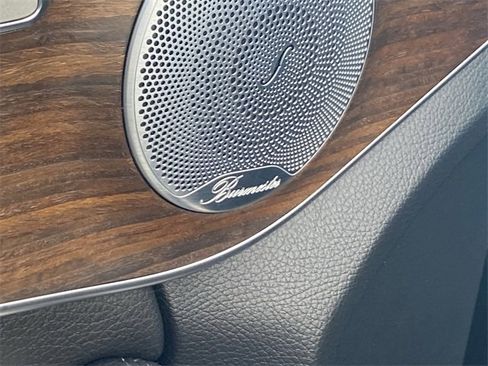 Used 2019 Mercedes-Benz C 300 Sedan image 12