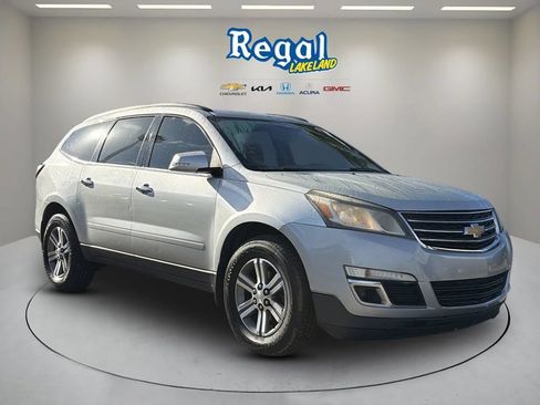 Used 2016 Chevrolet Traverse LT FWD image 1