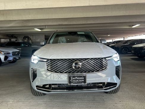 New 2026 Volvo XC90 B6 Plus w/ Protection Package Premier image 6