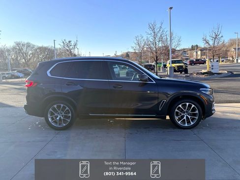 Used 2023 BMW X5 xDrive40i w/ Premium Package image 4