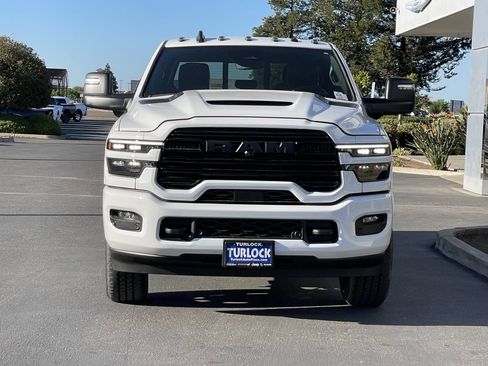 New 2026 RAM 2500 Laramie w/ Night Edition AWD/4WD image 5