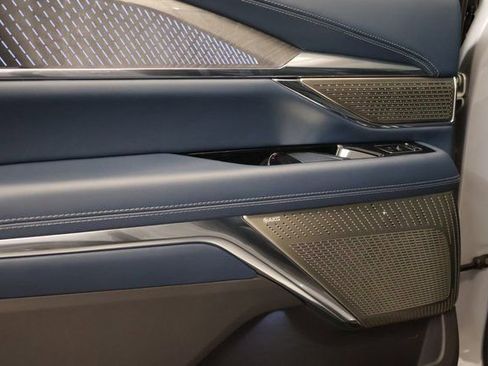 New 2026 Cadillac Escalade IQL Sport 2 w/ LPO, ONYX Package image 27