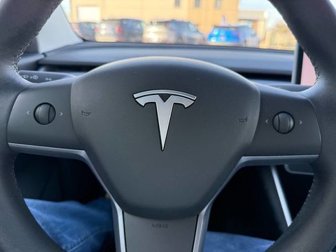 Used 2020 Tesla Model 3 Long Range image 28