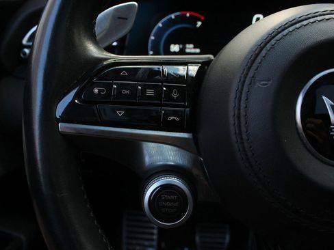 Used 2023 Maserati Grecale GT image 31