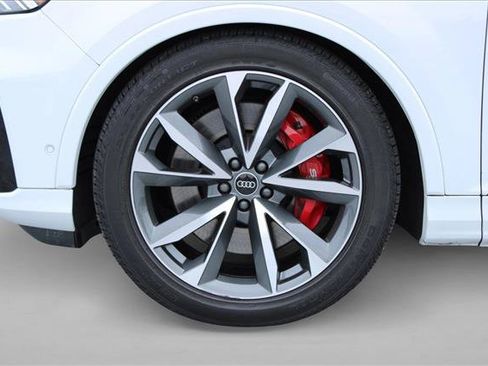 Used 2023 Audi SQ7 Prestige w/ Prestige Package AWD/4WD image 15