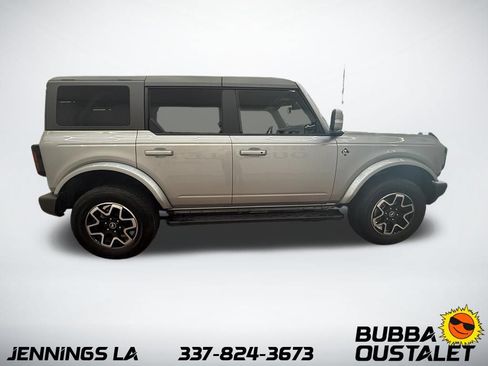 Used 2024 Ford Bronco Outer Banks AWD/4WD image 5