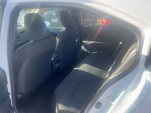 Used 2025 Toyota Corolla LE image 4