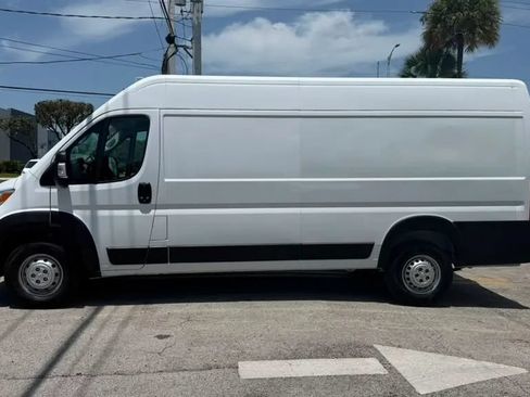 Used 2023 RAM ProMaster 3500 FWD image 5