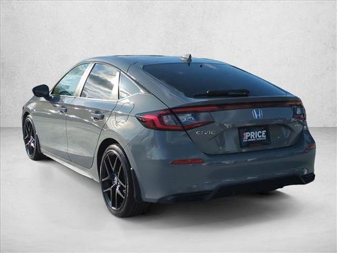 Used 2025 Honda Civic Sport image 8