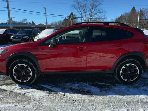 Certified 2023 Subaru Crosstrek 2.0i image 5