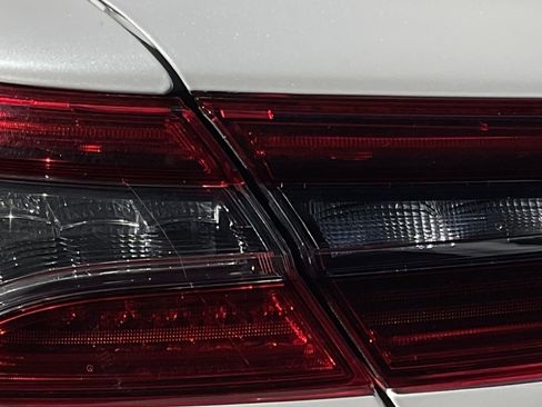 Used 2021 Toyota Camry XSE image 10