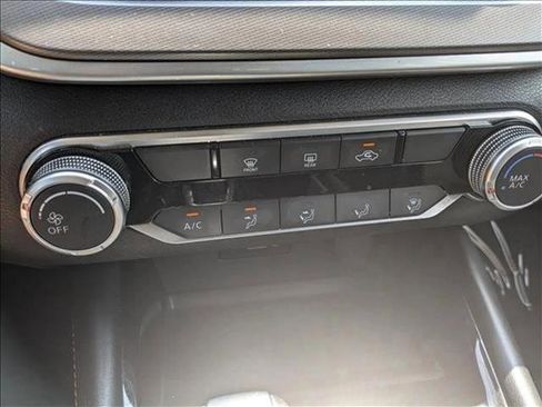 Used 2023 Nissan Altima 2.5 SR image 16