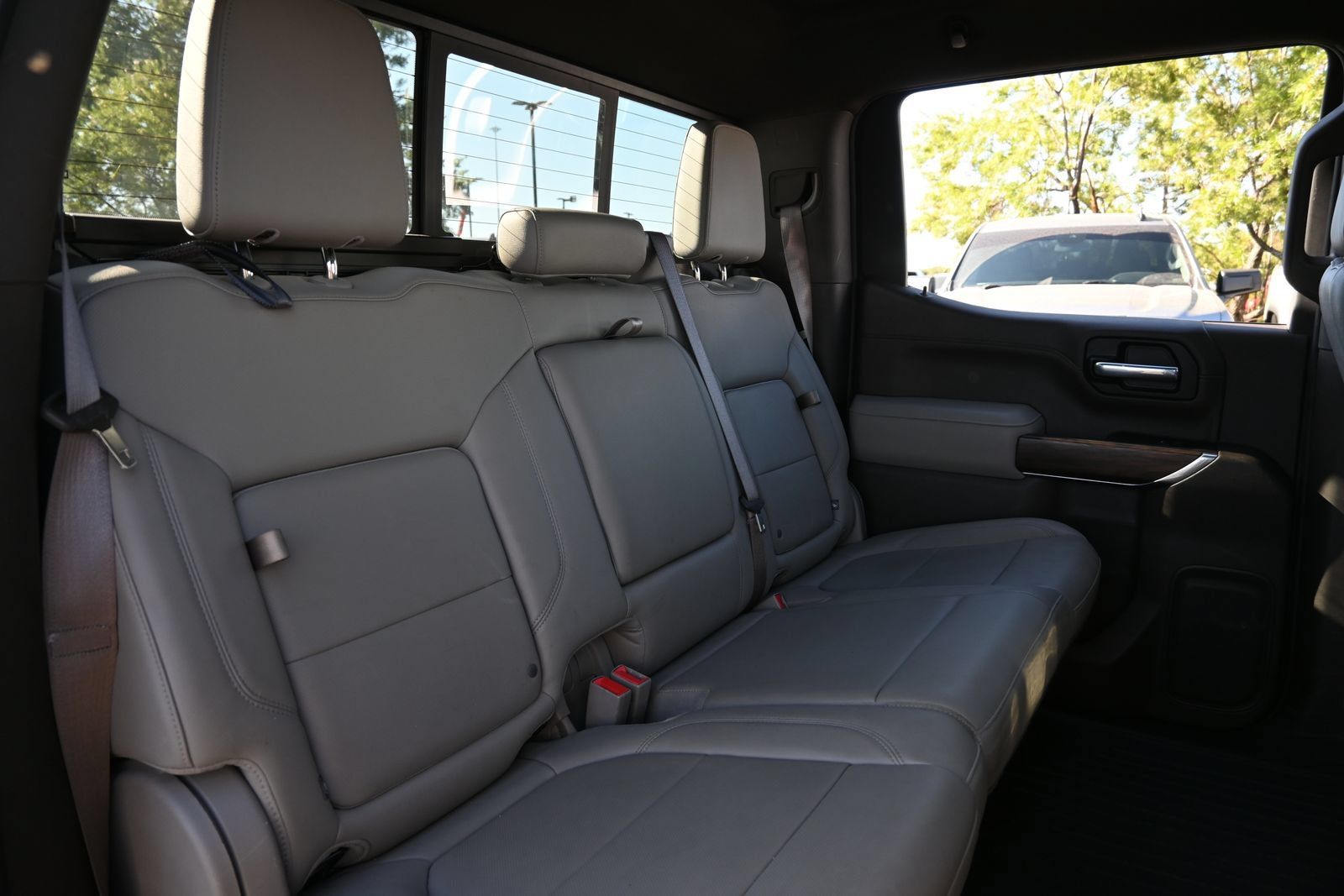 Used 2022 GMC Sierra 1500 SLT AWD/4WD image 23