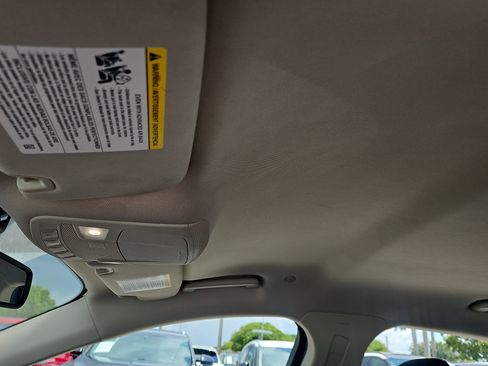 Used 2020 Ford Fusion SE image 20