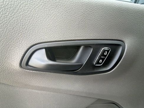 Used 2023 Ford Transit 350 XLT image 14