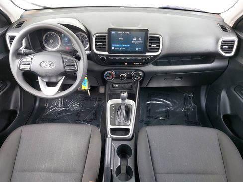 Used 2022 Hyundai Venue SE image 9