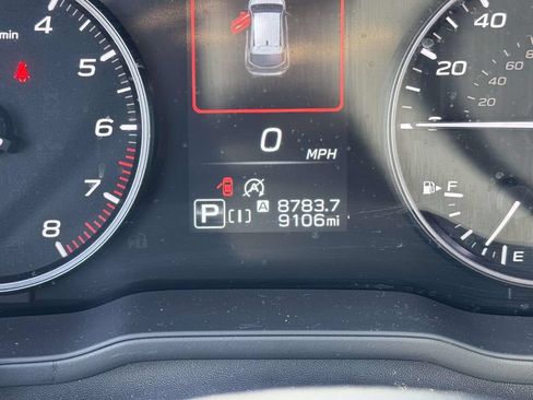 Used 2024 Subaru Crosstrek 2.0i Premium AWD/4WD image 25