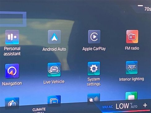 Used 2024 BMW 330i xDrive Sedan w/ Convenience Package image 38