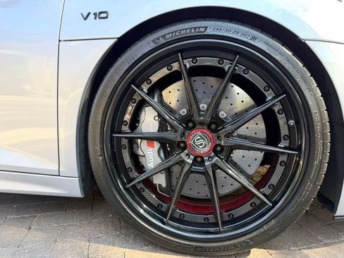 Used 2017 Audi R8 V10 plus AWD/4WD image 22