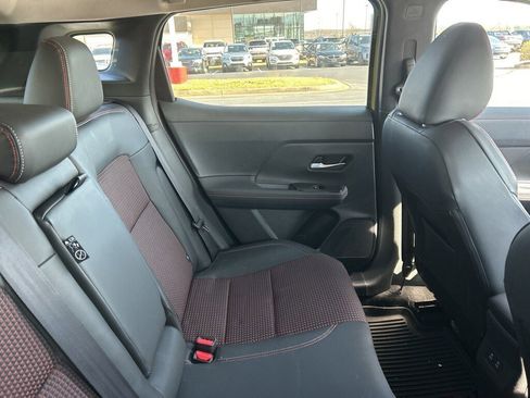 Used 2025 Nissan Kicks SR image 5