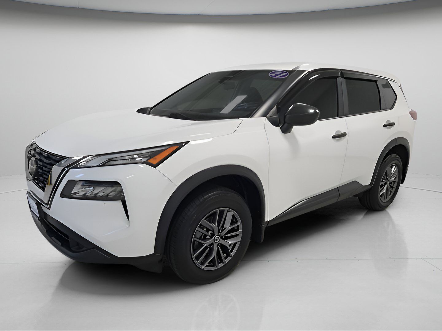 Used 2021 Nissan Rogue S AWD/4WD image 3