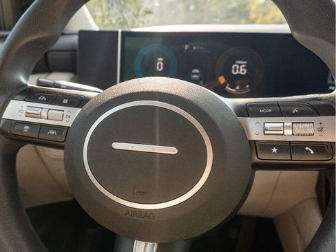 Used 2025 Hyundai Tucson SEL FWD image 28