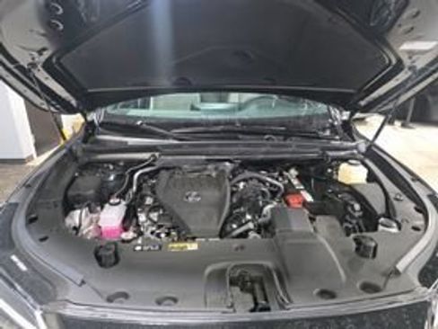 Used 2025 Lexus RX 350 Premium w/ Accessory Package AWD/4WD image 9