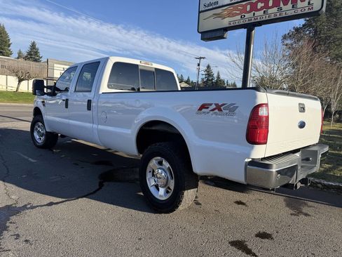 Used 2010 Ford F350 XLT image 2