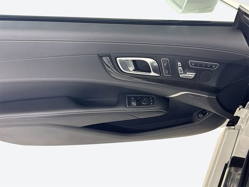 Used 2015 Mercedes-Benz SL 550 image 15