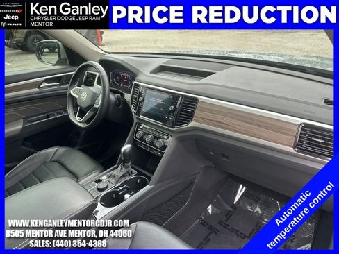 Used 2021 Volkswagen Atlas SEL Premium image 28