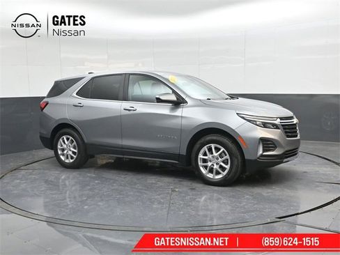 Used 2023 Chevrolet Equinox LT w/ Driver Convenience Package image 1