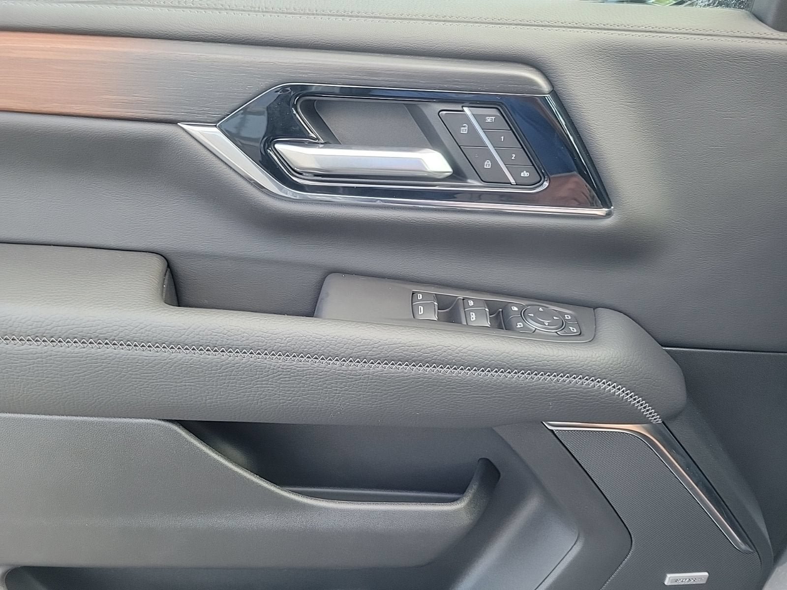 New 2026 GMC Yukon Denali w/ Sun & Power Step Package RWD image 16