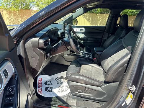 Used 2023 Ford Explorer ST w/ Equipment Group 401A AWD/4WD image 13