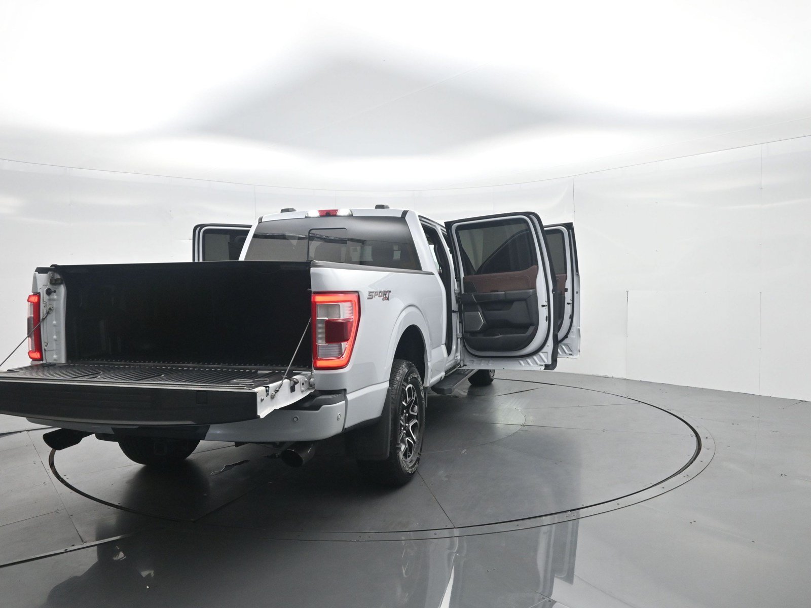 Used 2021 Ford F150 Lariat w/ Equipment Group 502A High AWD/4WD image 52