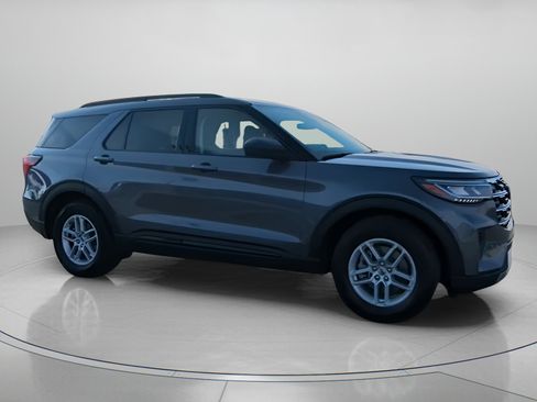 New 2026 Ford Explorer Active image 37