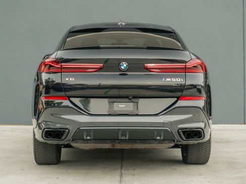 Used 2022 BMW X6 M50i w/ Premium Package image 8