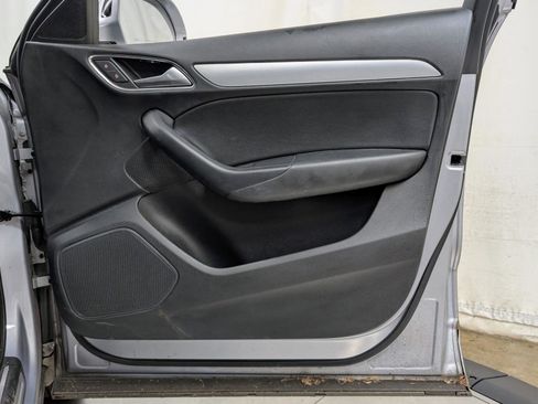 Used 2018 Audi Q3 2.0T Premium Plus w/ Premium Plus Package image 23