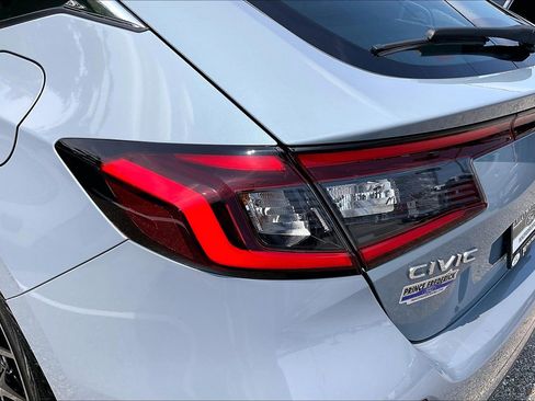 Used 2022 Honda Civic Sport Touring image 28