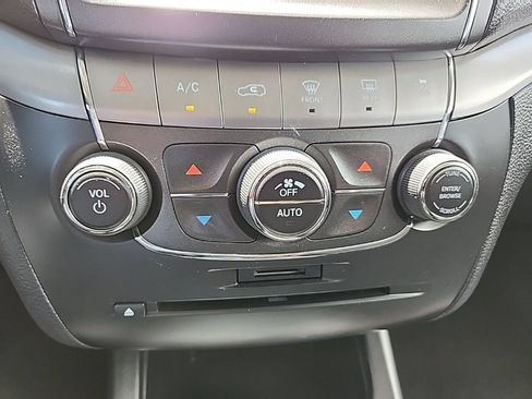 Used 2018 Dodge Journey Crossroad AWD/4WD image 21