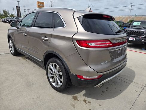 Used 2019 Lincoln MKC Select AWD/4WD image 5