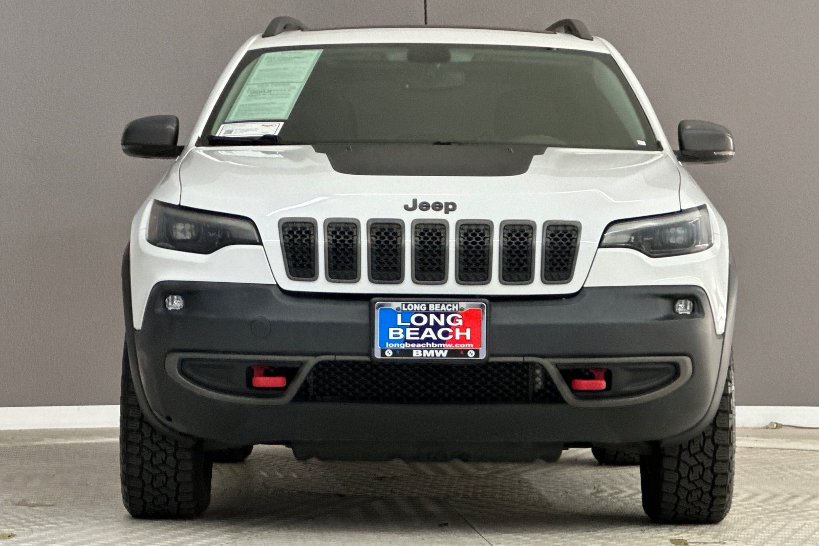 Used 2019 Jeep Cherokee Trailhawk AWD/4WD image 5