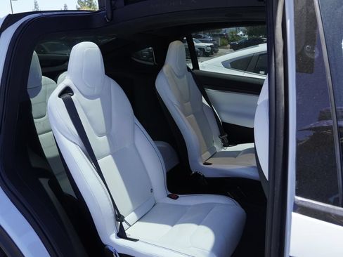 Used 2022 Tesla Model X Plaid AWD/4WD image 19