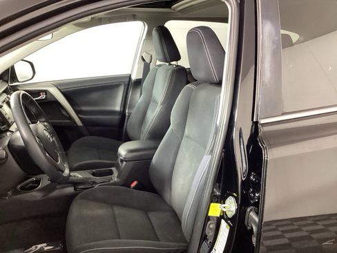 Used 2018 Toyota RAV4 XLE image 14