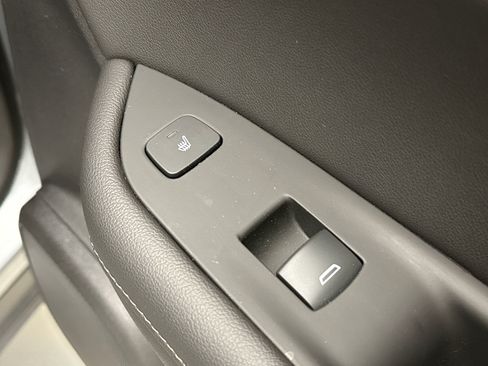 Used 2023 Chevrolet Blazer Premier w/ Driver Confidence II Package image 21