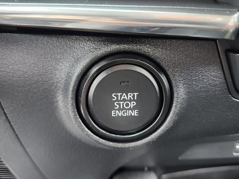 Used 2019 MAZDA MAZDA3 Sedan w/ Preferred Package image 22